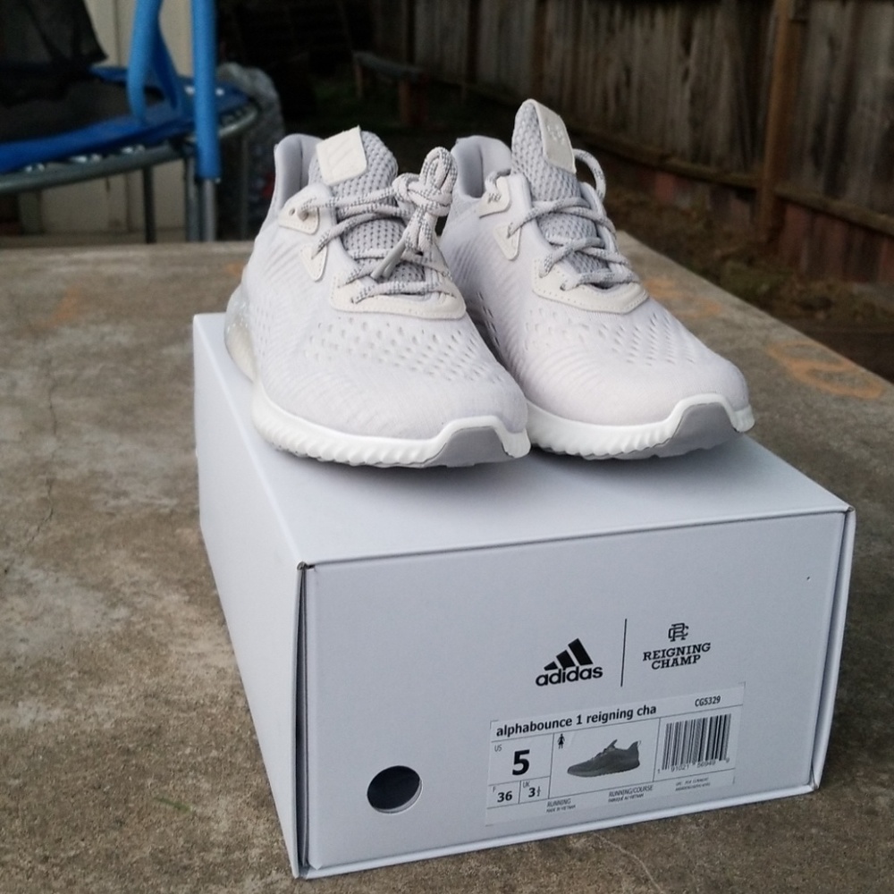 Adidas alphabounce 1 reigning champ